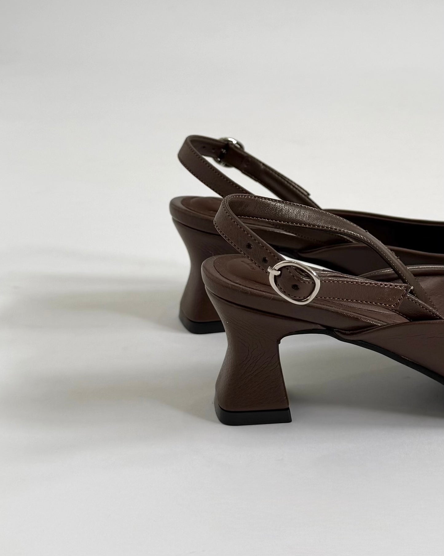 Slingbacks Elise Brown