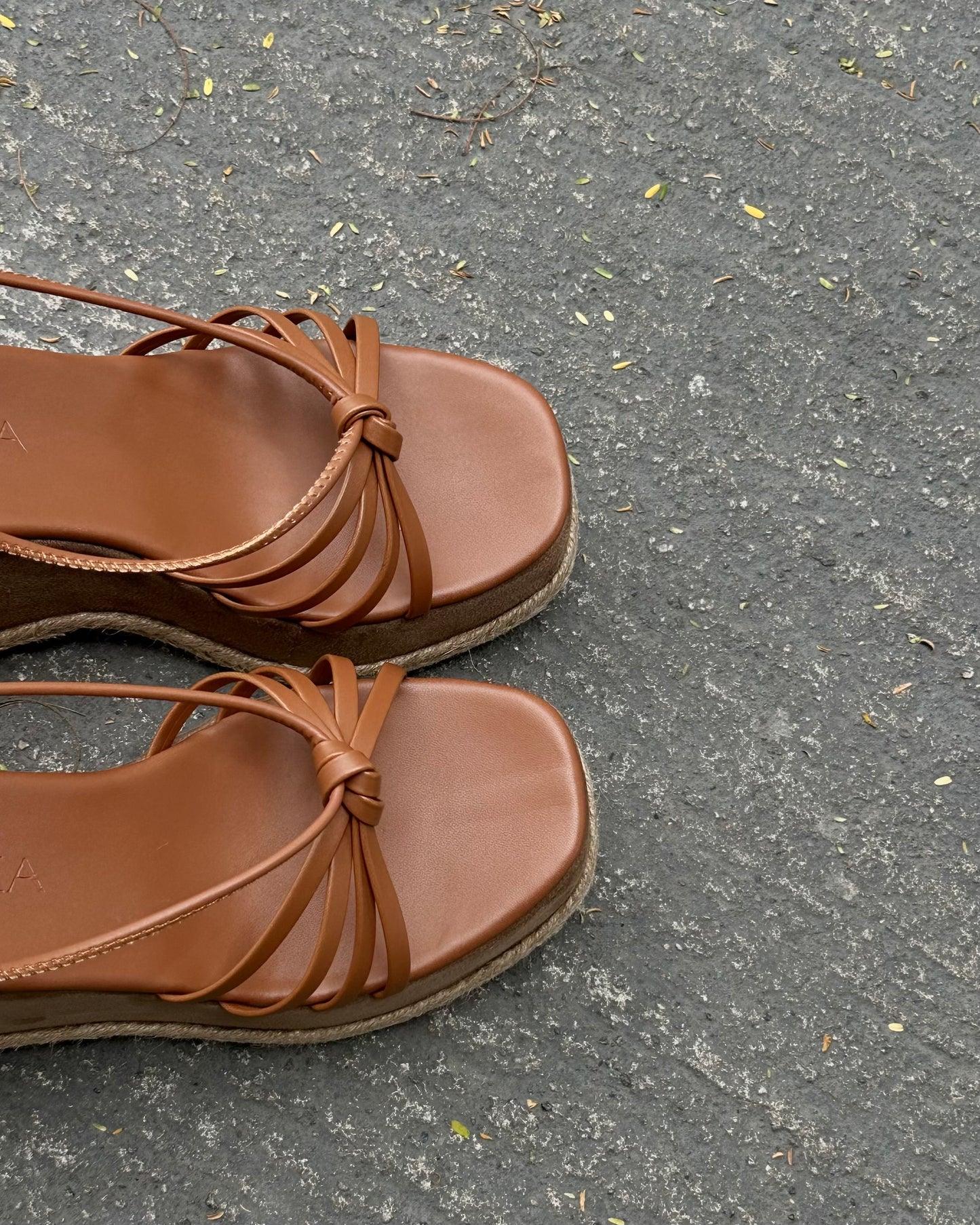 Plataformas Cuña Loana Caramel